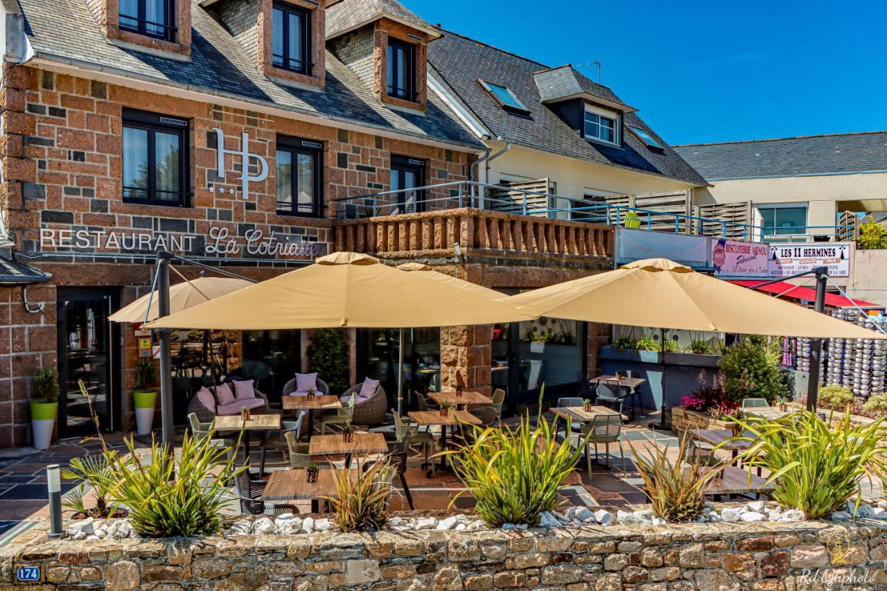 Logis Hotel Du Parc Perros-Guirec Exterior photo