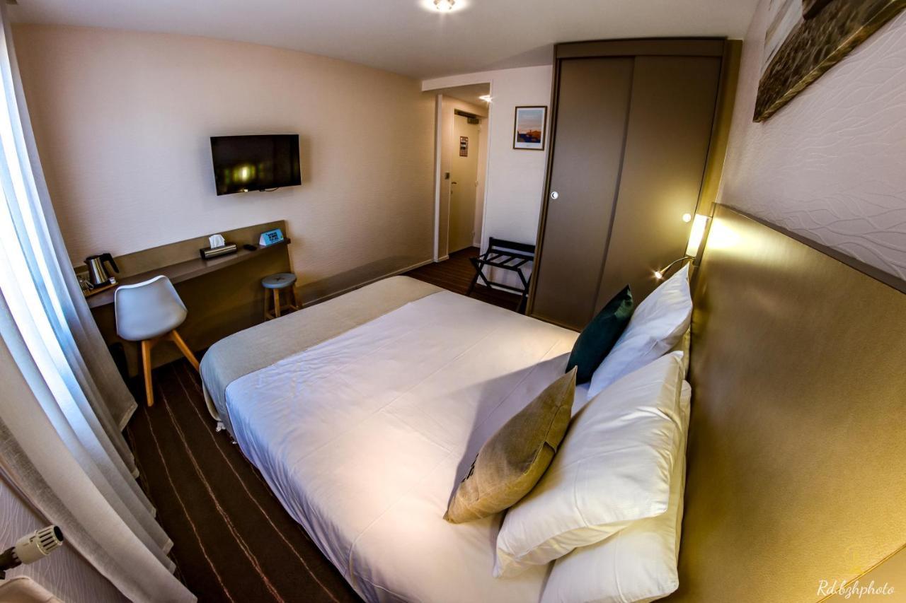 Logis Hotel Du Parc Perros-Guirec Exterior photo
